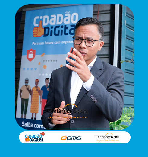 Eduardo Bettencourt, administrador da EMIS, a falar no evento "Café com Jornalistas"